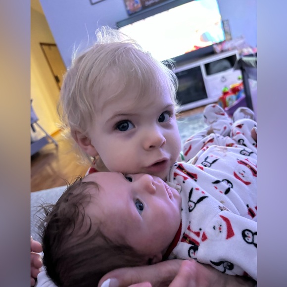 Meet your Posher - Picture 6 of 7